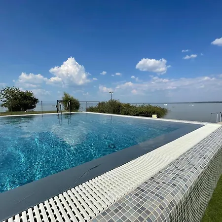 Amp - Lägenhet Siófok