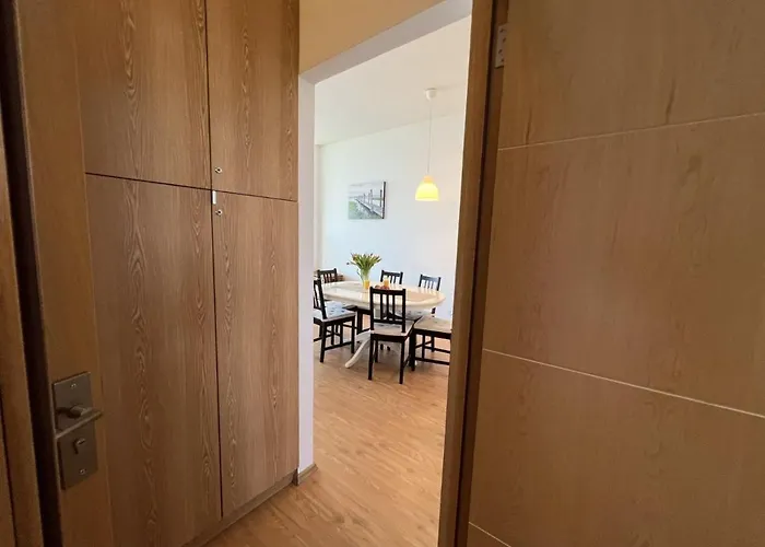 アパート Amp - *